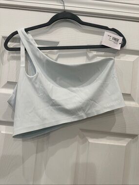 Bandier Asymmetric One-Shoulder Sports Bra in Pale Blue(21)